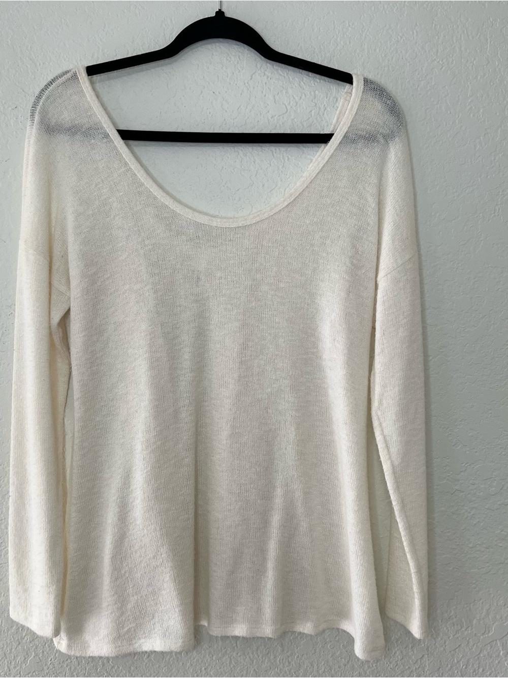 Studio‎ Y Long Sleeve White Scoop Neck Sweater Chiffon Bow Back Women’s Medium